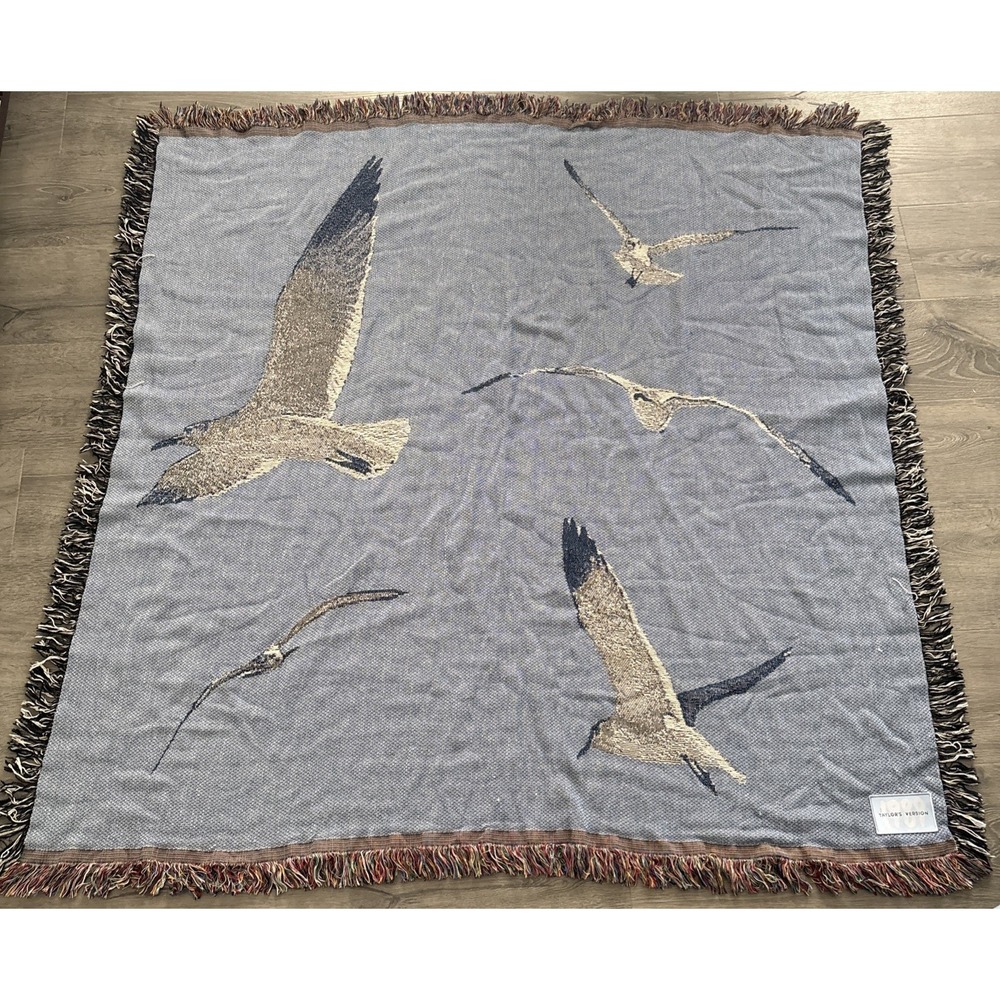 Seagull Jacquard Throw Blanket - Blue